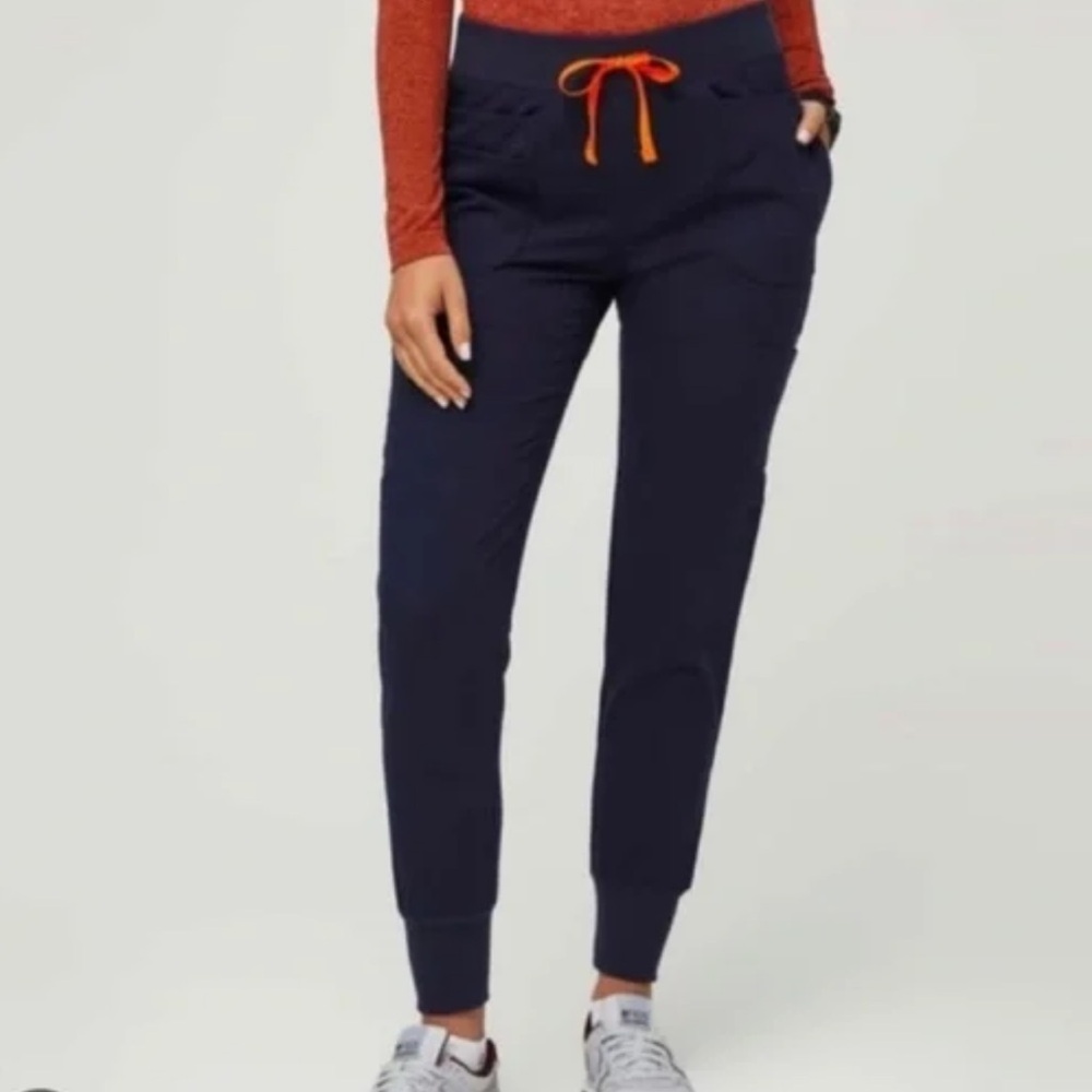 Women's Navy Nepal Skinny Jogger Scrub Pants - Size S